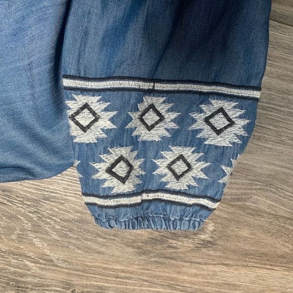 Altar’d State chambray boho festival artsy embroidery tassels popover tunic Med - Picture 6 of 16